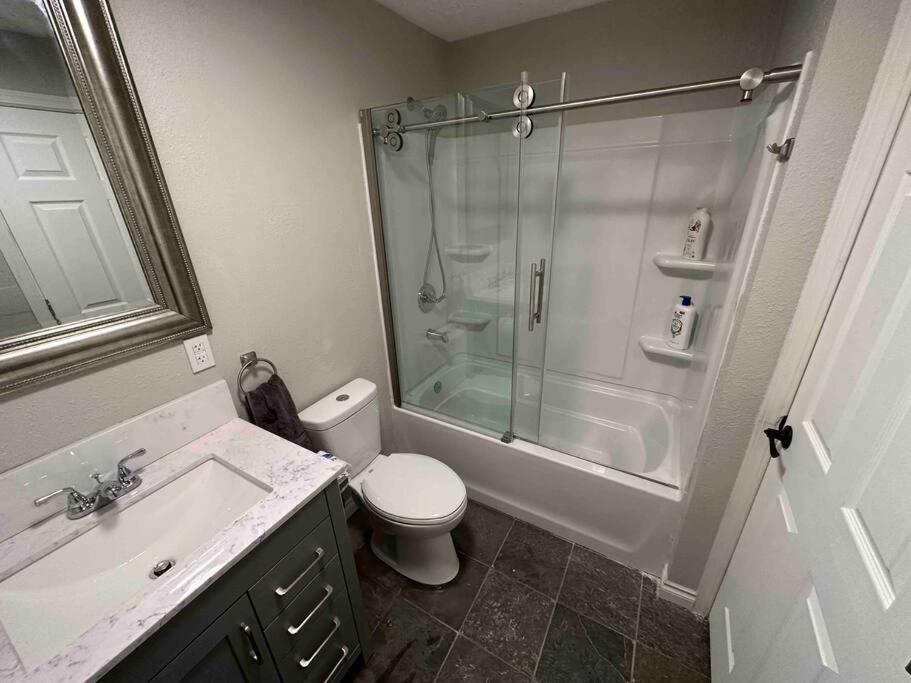 22 Acres Home With Hot Tub Minutes From Ilana Casino Ridgefield Exteriör bild